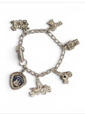 Vintage Storyland Charm Bracelet - Glen New Hampshire Souvenir